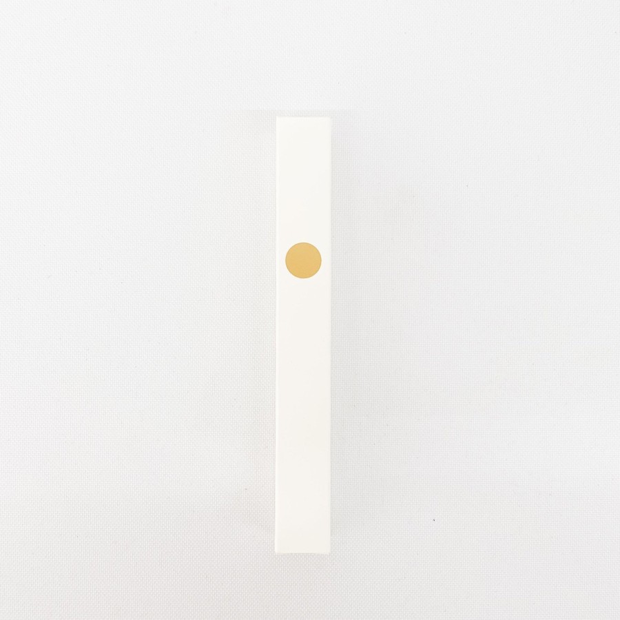 Bath studio cue | Golda Hiba Wood Incense