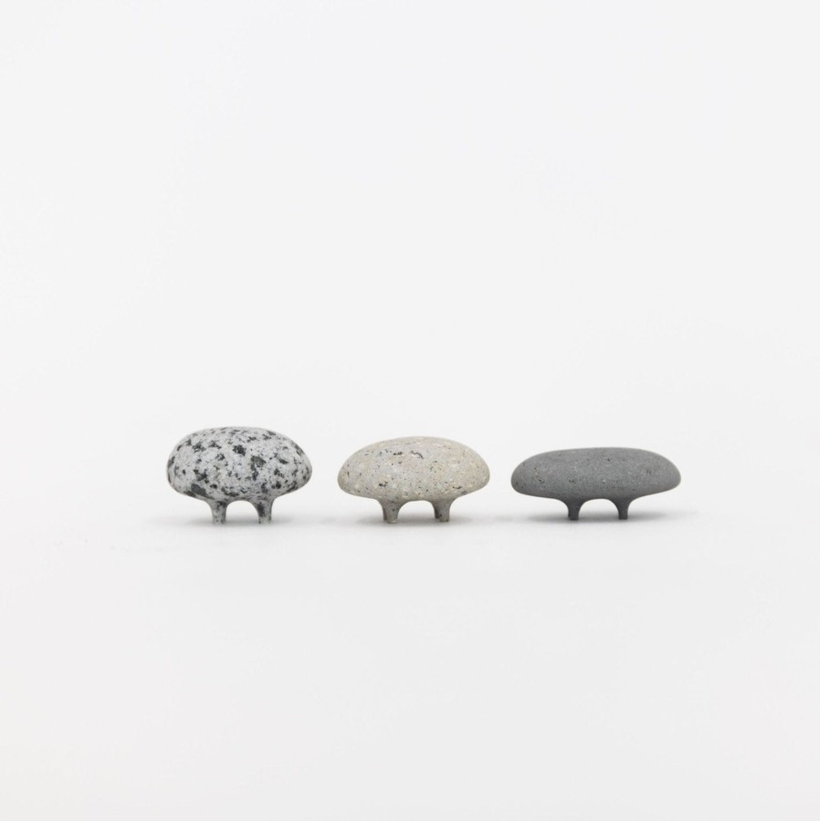 Vintage & Art TORTOISE-Koga | Sea Stone Vases And Sea Stone With Legs By Mitsuru Koga (2023)