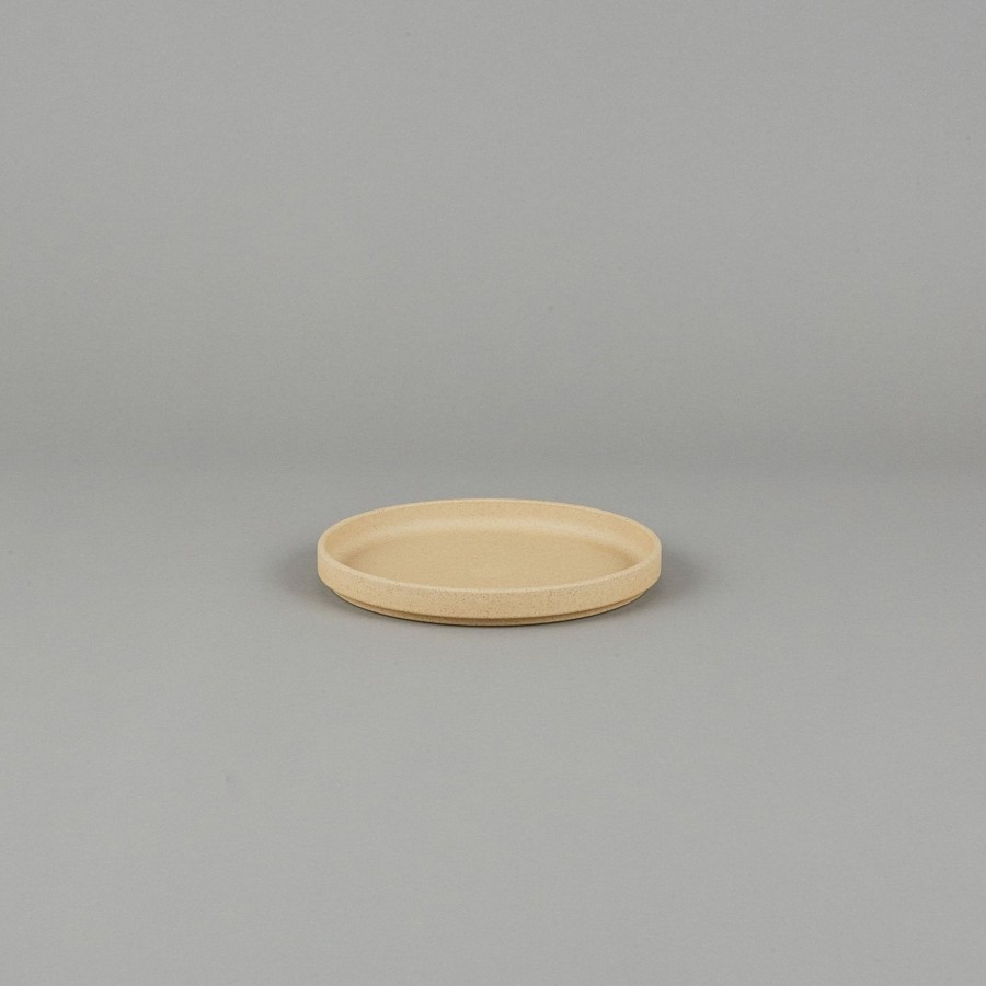 Hasami Porcelain SAIKAI (Hasami) | Hp003 - Plate / Lid Natural O 7.3/8"