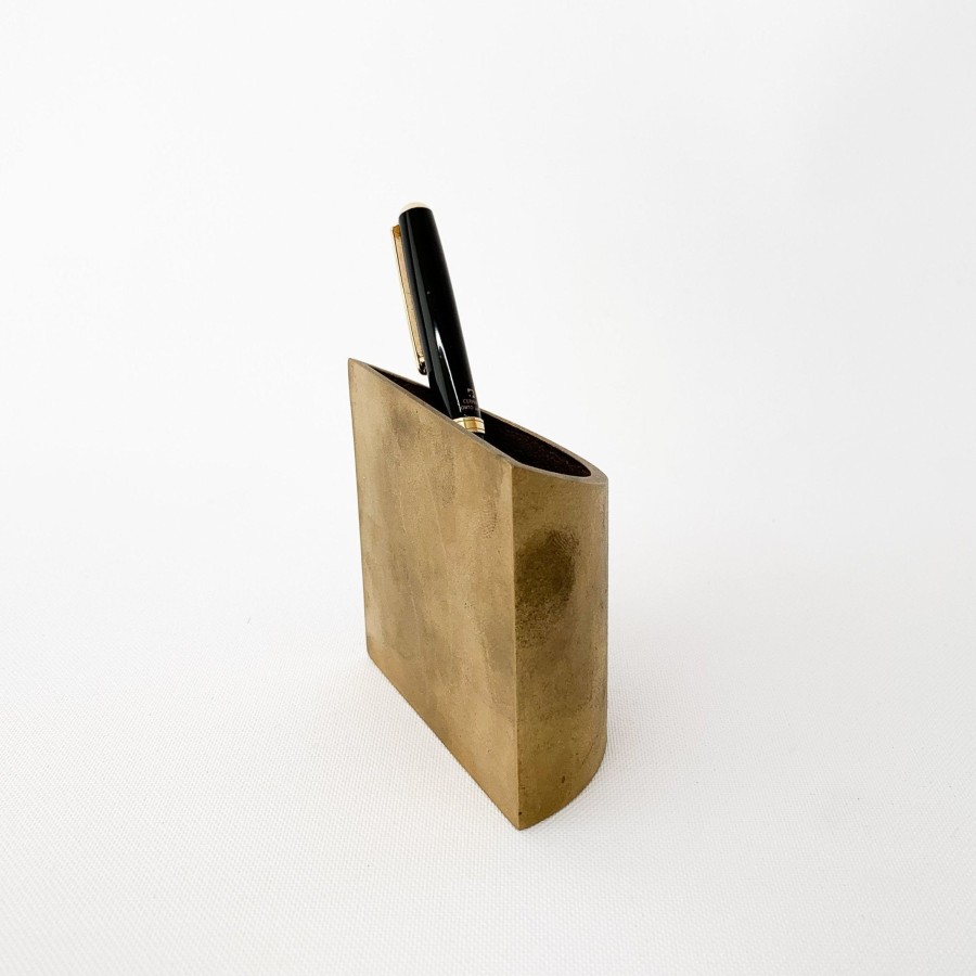 Living SAIKAI (Others) | S/N Brass Vertical Pen Stand - Downward Slant (Sn021)