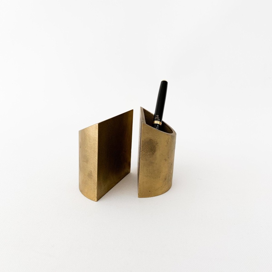 Living SAIKAI (Others) | S/N Brass Vertical Pen Stand - Downward Slant (Sn021)