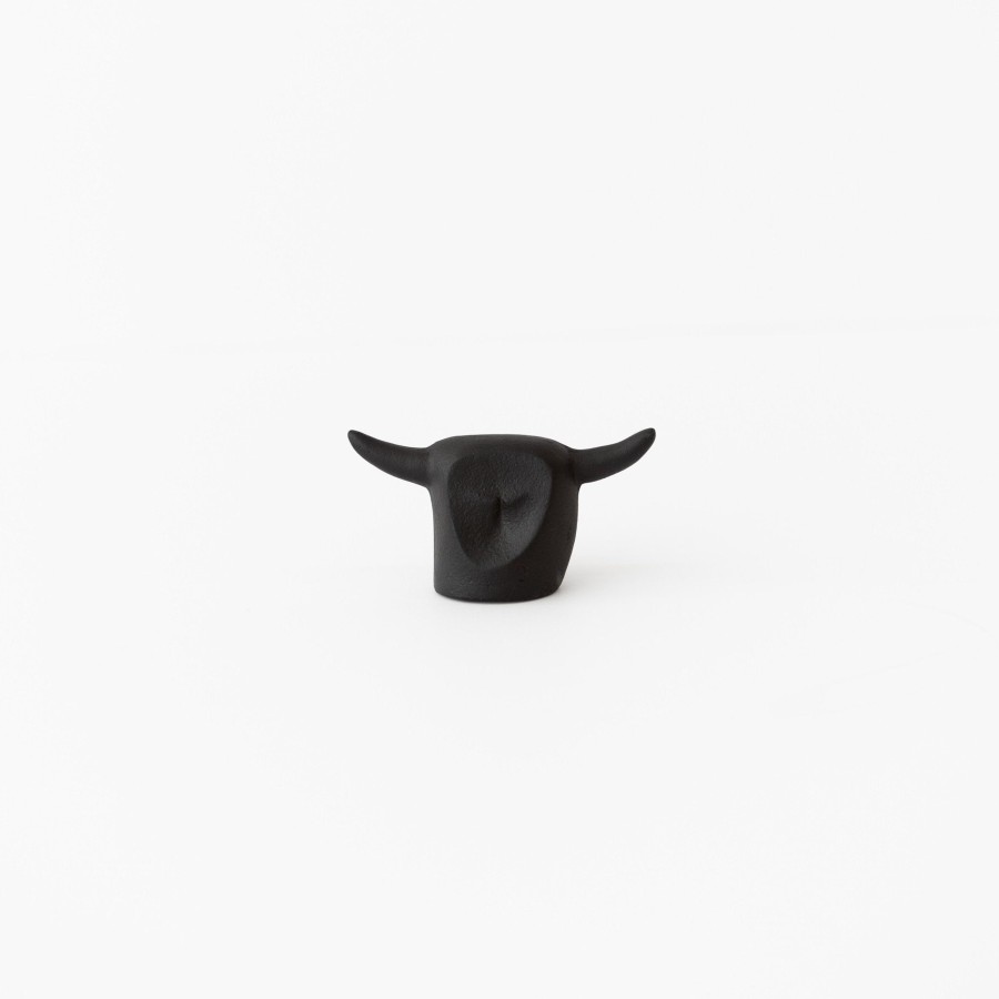 Living SAIKAI (Others) | Iron Bull Ring Holder & Paperweight [Ts764]